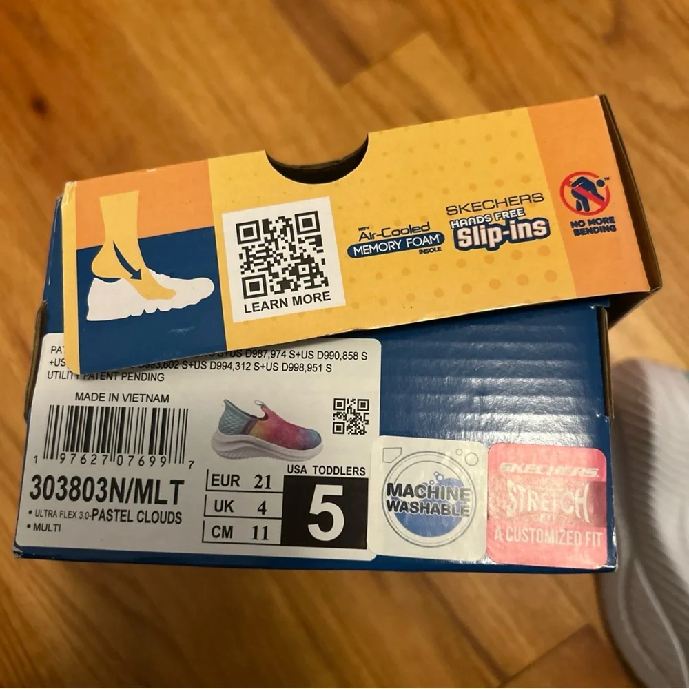 NEW Skechers Shoes Ultra Flex 3.0 Slip-Ins Hands Free Pastel Clouds SZ 5 Toddler